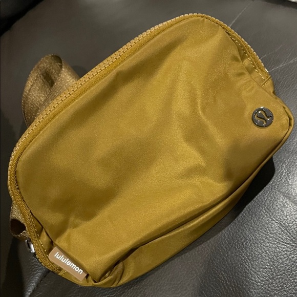lululemon athletica Handbags - Lululemon Everywhere Belt Bag- Burnt Caramel